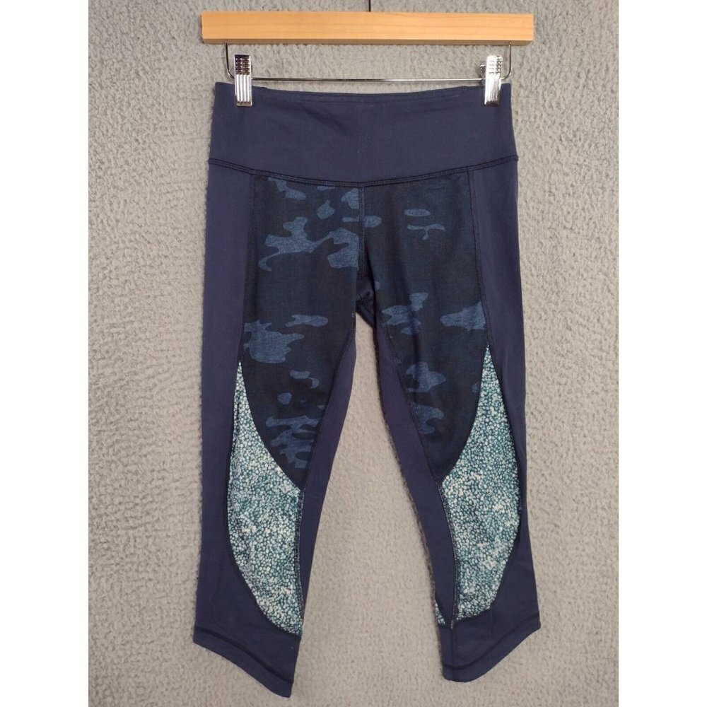 Lululemon Wunder Under‎ Capri Luon Athletic Leggings Navy Camo Women's Size 4